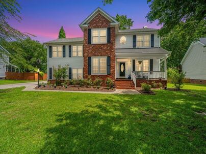 Photo 1 of 25 : 2026 Thornhill Drive