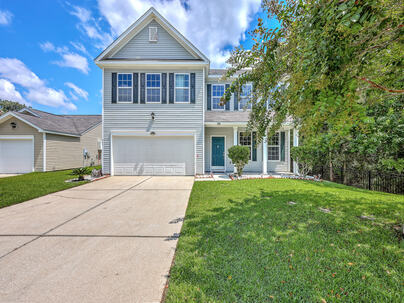 Photo 1 of 25 : 449 Delmont Drive