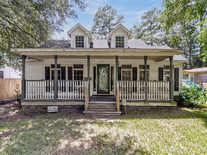 Photo 1 of 25 : 106 Atlantic