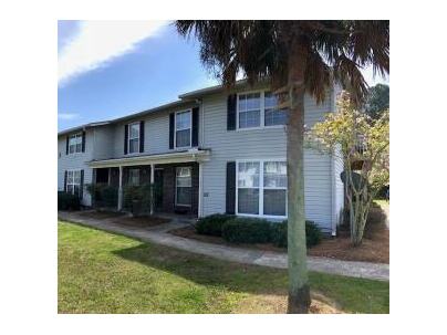 Photo 1 of 17 : 2494 Etiwan Avenue, #B9