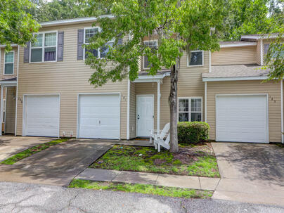 Photo 1 of 25 : 181 Grand Oaks Drive