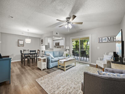 Photo 1 of 25 : 1866 Montclair Drive, #1866-C