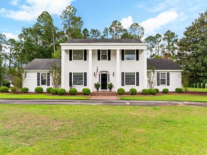 Photo 1 of 25 : 2467 Griffith Drive