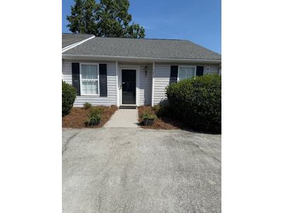 Photo 1 of 25 : 1214 Apex Lane