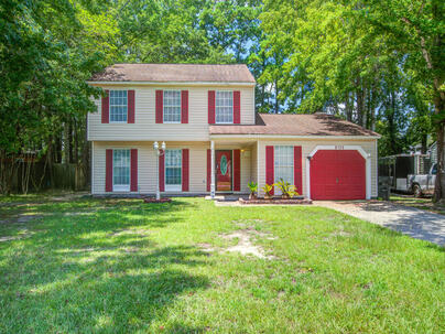 Photo 1 of 25 : 8105 Halifax Way