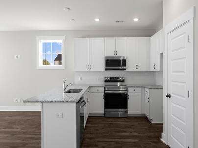 Photo 1 of 25 : 356 Bremerton Drive