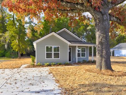 Photo 1 of 25 : 911 Lemacks Street