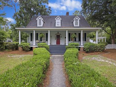 Photo 1 of 25 : 120 Sasportas Lane