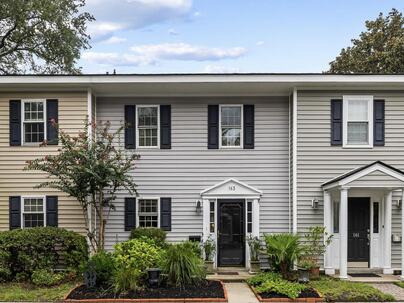 Photo 1 of 25 : 163 Heritage Circle, #K-8