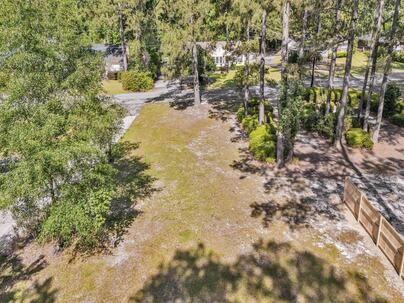 Photo 1 of 6 : 207 Woodlawn Street