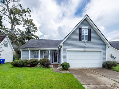 Photo 1 of 25 : 494 Hainsworth Drive