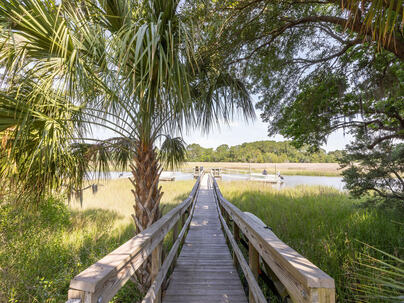 Photo 1 of 25 : 178 Beresford Creek Street