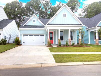 Photo 1 of 25 : 1019 Field Sparrow Drive, #Cc3-2-11