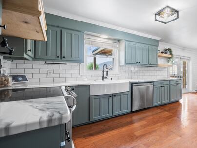 Photo 1 of 25 : 310 Land O Pines Circle