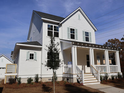 Photo 1 of 25 : 1978 Planters Drive