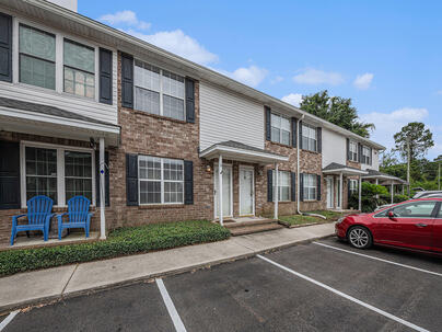 Photo 1 of 24 : 2045 Rondo Street, #B