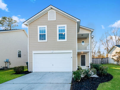 Photo 1 of 15 : 407 Green Park Lane