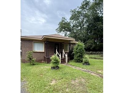 Photo 1 of 1 : 1446 Ridgewood Drive