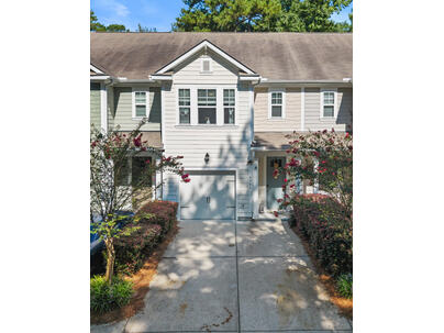 Photo 1 of 25 : 4985 Hay Bale Court