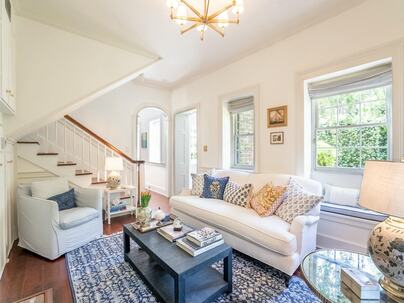 Photo 1 of 25 : 55 Laurens Street, #A