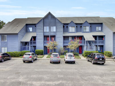 Photo 1 of 25 : 1530 Fort Johnson Road, #1e