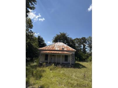 Photo 1 of 3 : 14666 Low Country Highway
