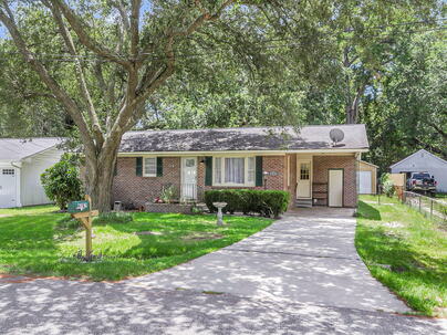 Photo 1 of 25 : 4767 June Street