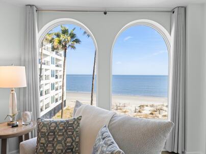 Photo 1 of 25 : 9002 Palmetto Drive, #317