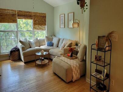 Photo 1 of 19 : 700 Daniel Ellis Drive, #12305