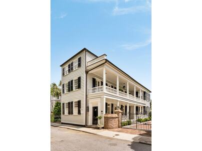 Photo 1 of 25 : 12 Orange Street