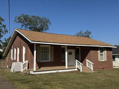 Photo 1 of 25 : 215 Church Street