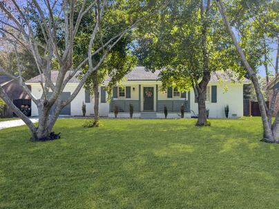 Photo 1 of 25 : 134 Larson Drive