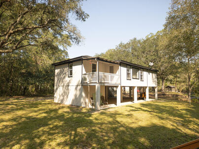 Photo 1 of 25 : 88 Turtle Court