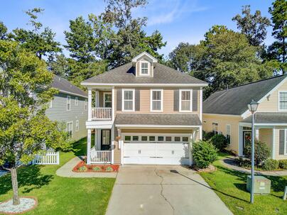 Photo 1 of 25 : 124 Diploma Drive