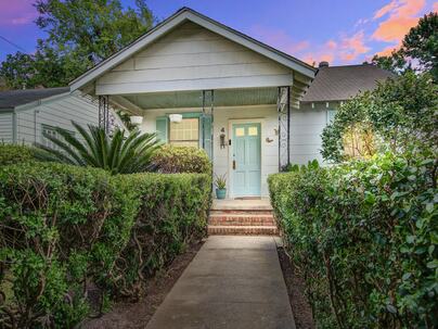 Photo 1 of 22 : 4 Piedmont Avenue