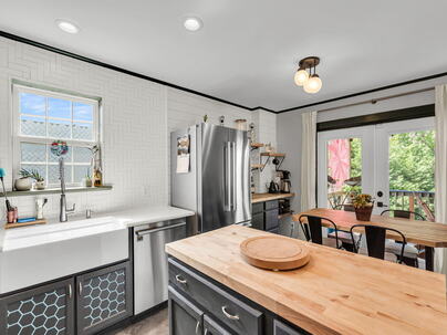 Photo 1 of 25 : 1588 Terns Nest Road