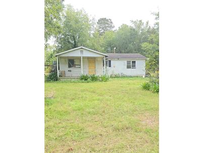 Photo 1 of 13 : 613 White Sand