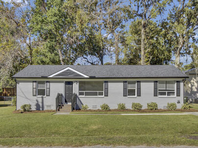 Photo 1 of 25 : 235 Mary Scott Drive