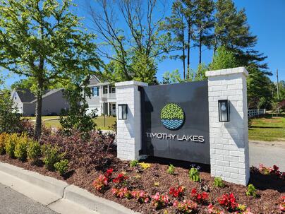 Photo 1 of 20 : 154 Darby Meadow Lane