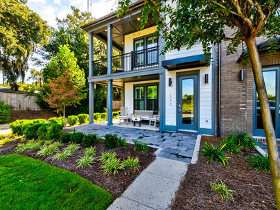 Photo 1 of 25 : 1646 Florentia Street