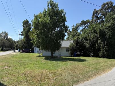 Photo 1 of 1 : 2320 Meridian Road