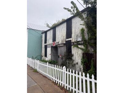 Photo 1 of 4 : 36 South Street