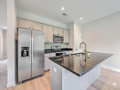 Photo 1 of 25 : 159 Hawthorne Landing Drive