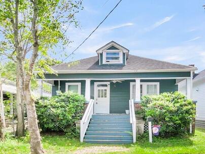 Photo 1 of 17 : 3 Addison Street