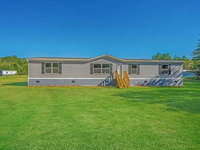 Photo 1 of 25 : 252 Johnson Road