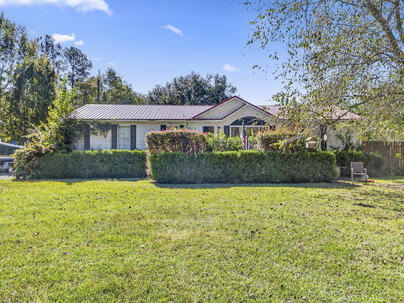 Photo 1 of 25 : 1165 Thomas Walters Road