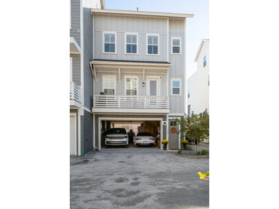 Photo 1 of 25 : 1109 Studdingsail Lane