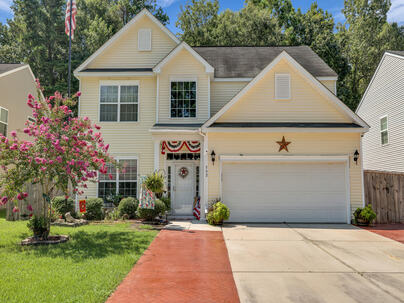 Photo 1 of 25 : 542 Brick Barn Lane