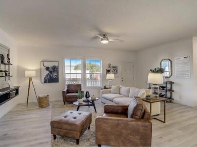 Photo 1 of 22 : 117 Dotson Street