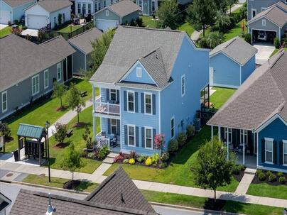 Photo 1 of 25 : 2017 Geranium Lane